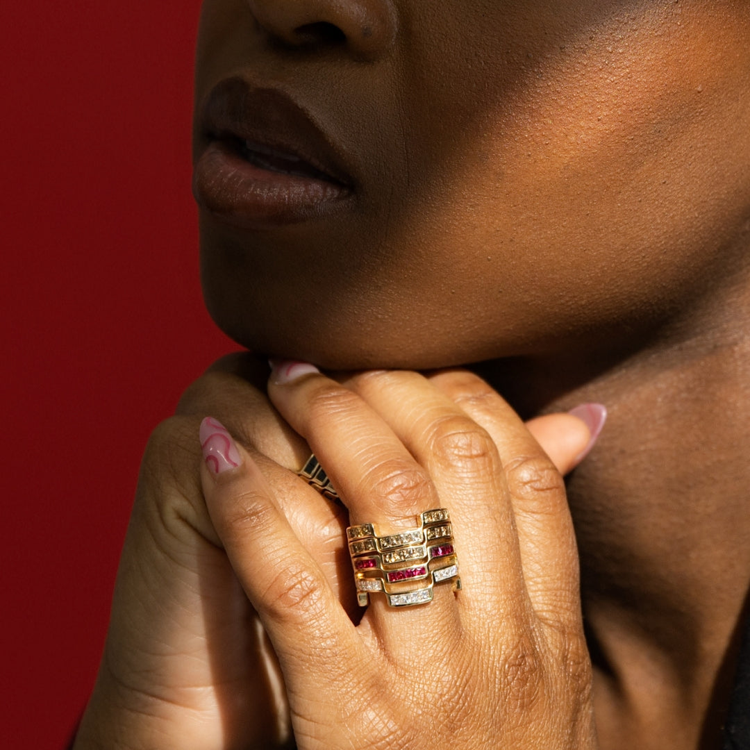 Hand in Hand Ring