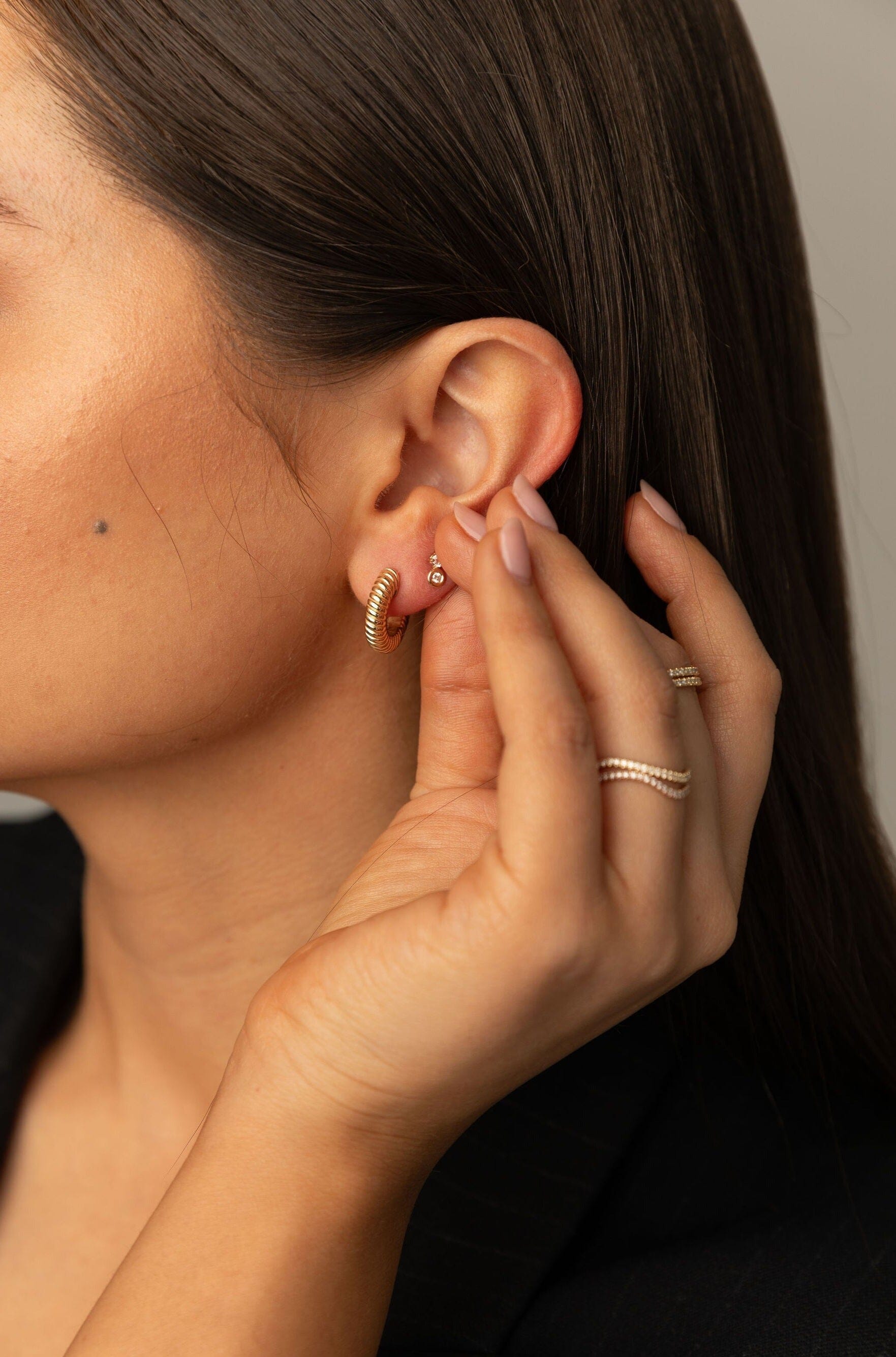 Lulu Textured Hoops Earrings BONDEYE JEWELRY ®