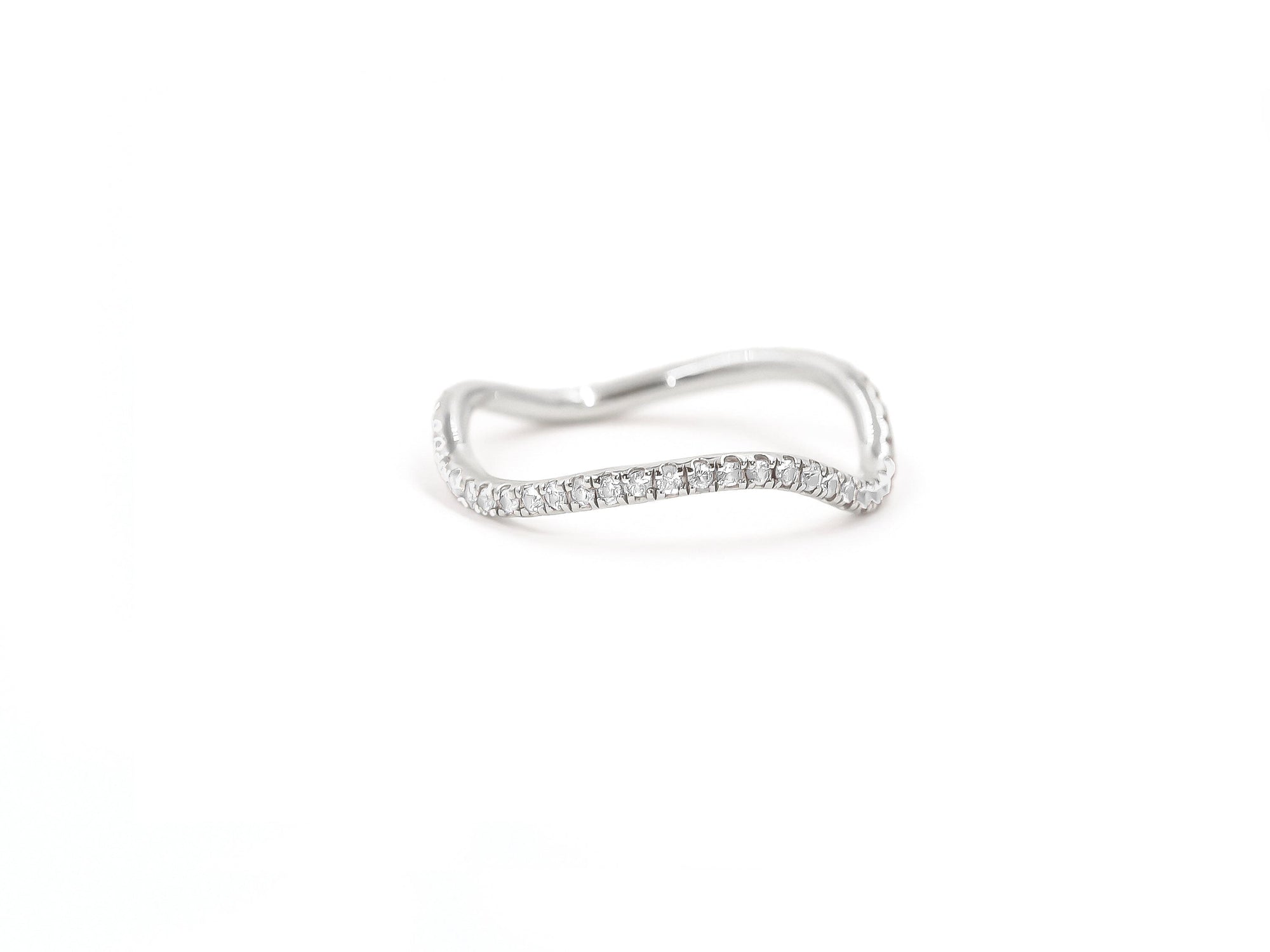 Wave Ring White Diamonds Rings BONDEYE JEWELRY ® White Gold 2