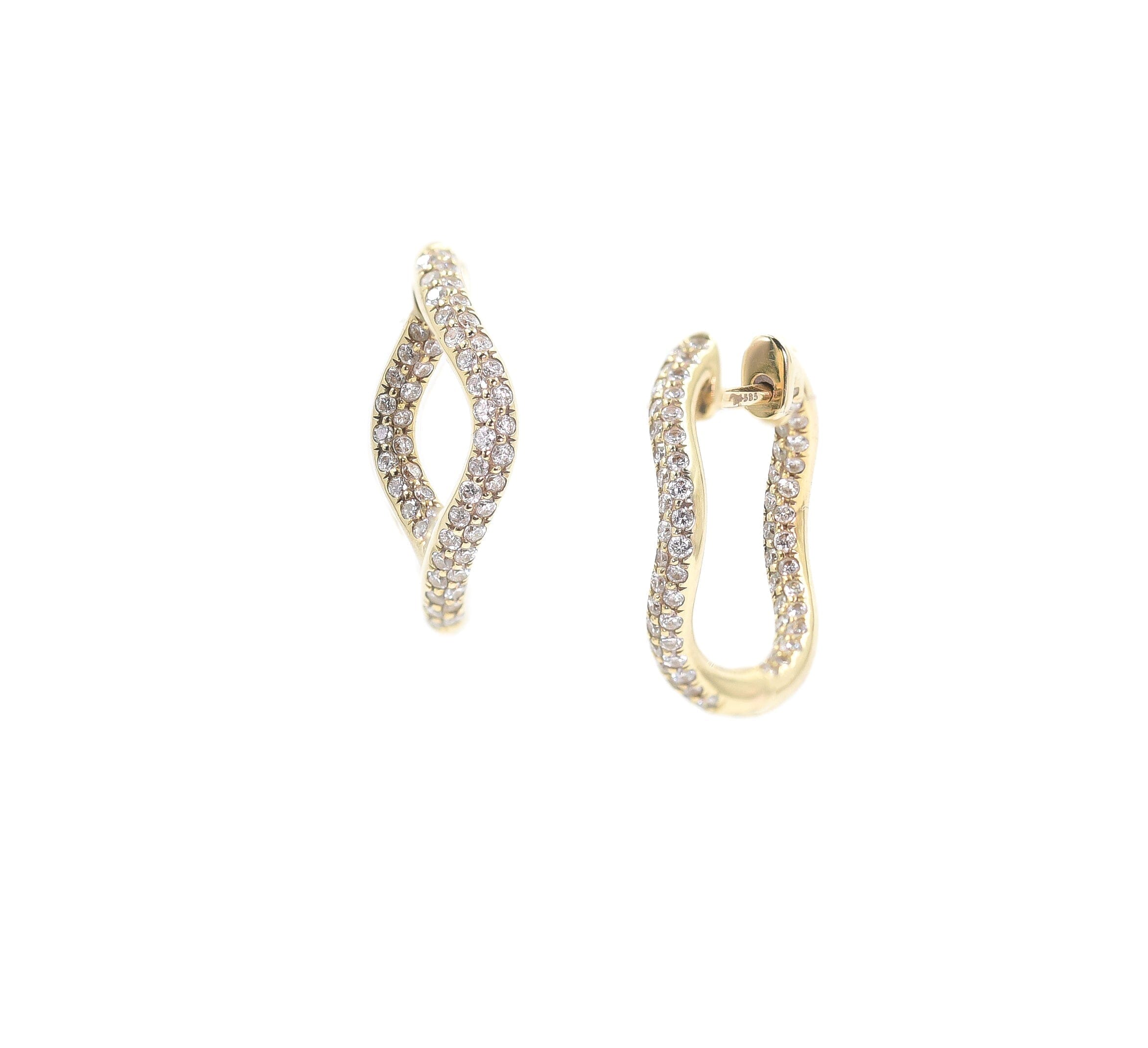 Double Diamond Pavé Wave Hoop Earrings BONDEYE JEWELRY ® 