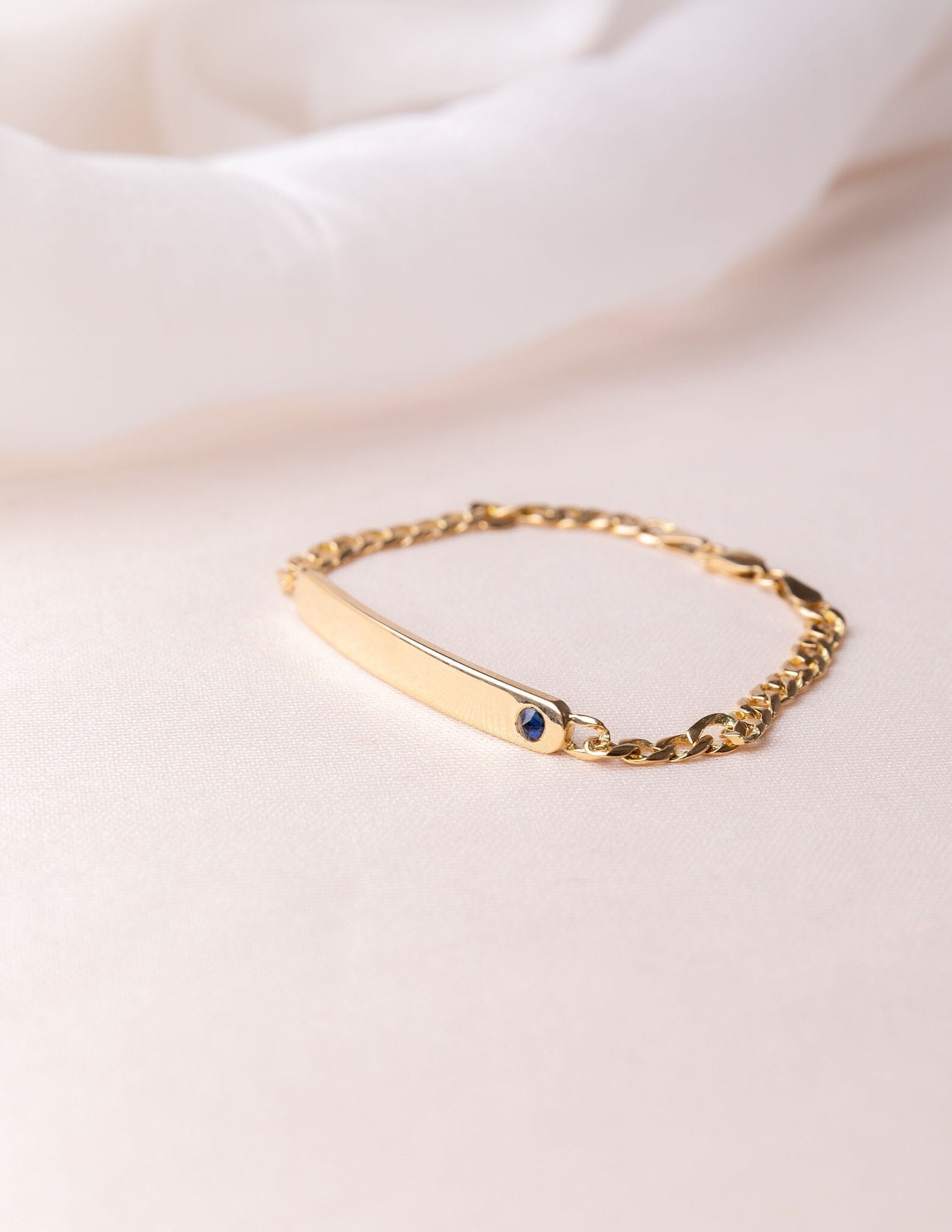 Custom Jewelry That Ships Fast: Your Last-Minute Gift Solution
