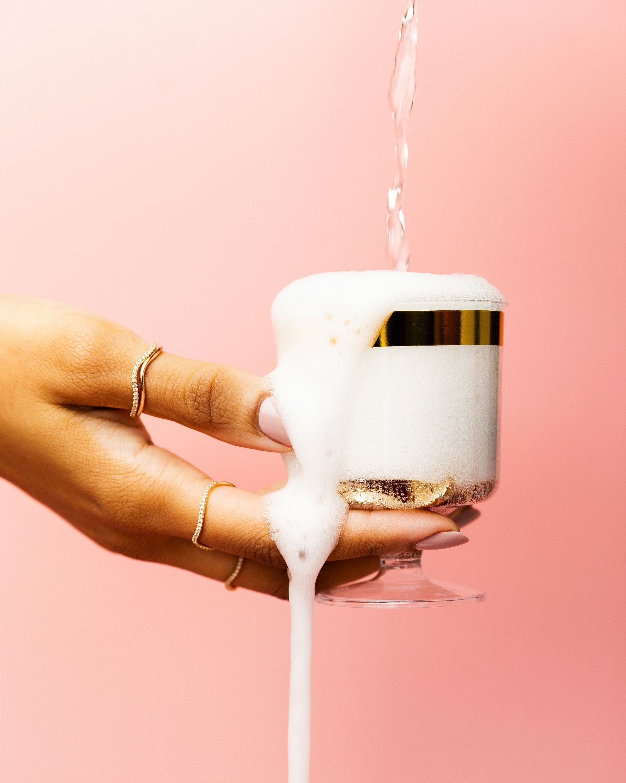 Jewelry Gifts Your Sister, Mom & Bestie Will Actually Love