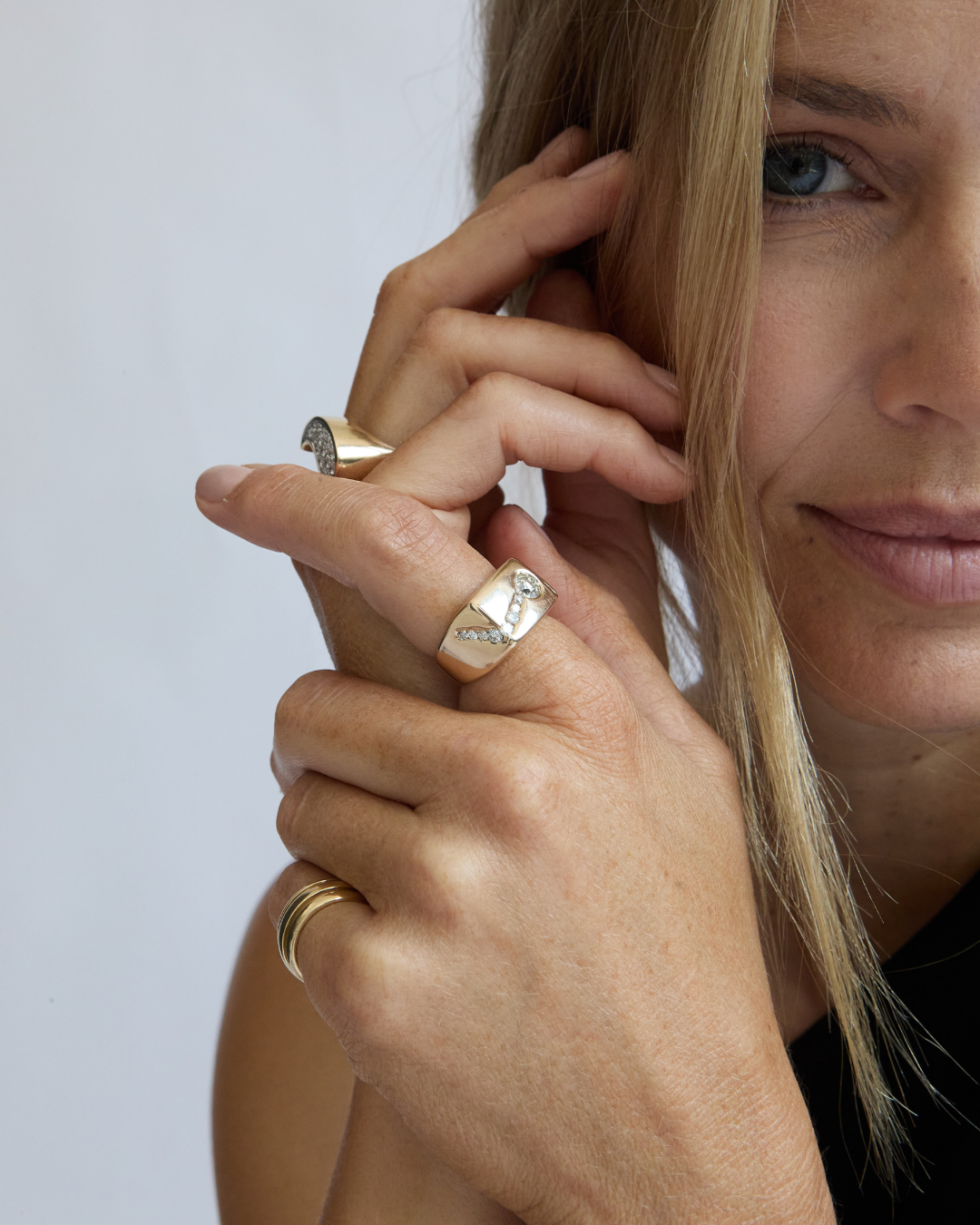 The Ace Signet Ring - BONDEYE JEWELRY ®