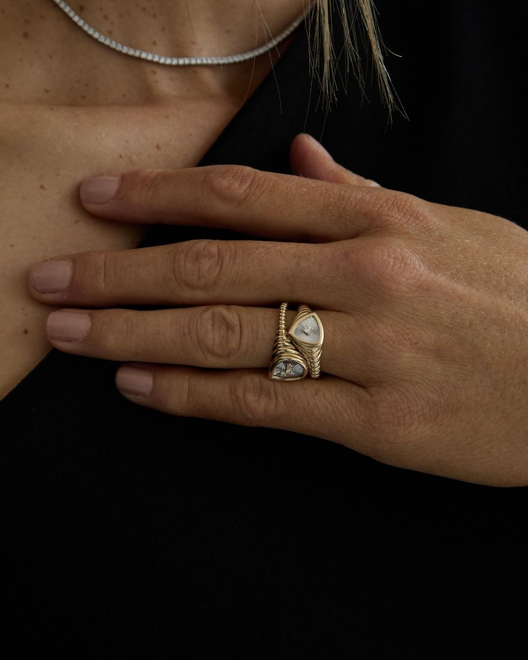 Triangle Signet Ring - BONDEYE JEWELRY ®