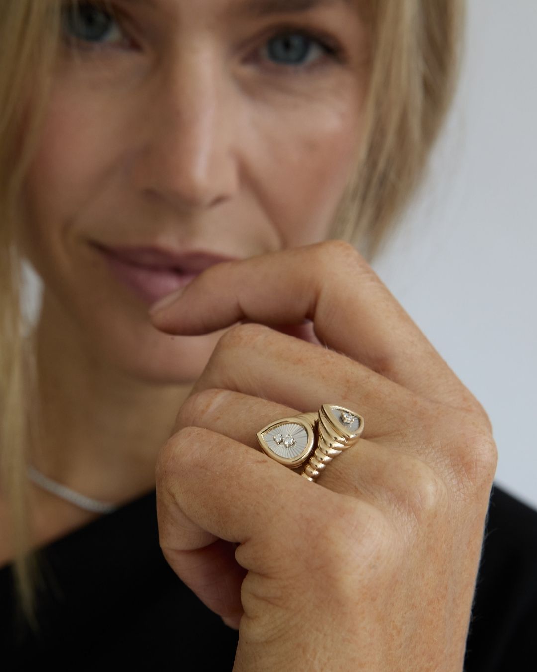 Pear Signet Ring - BONDEYE JEWELRY ®
