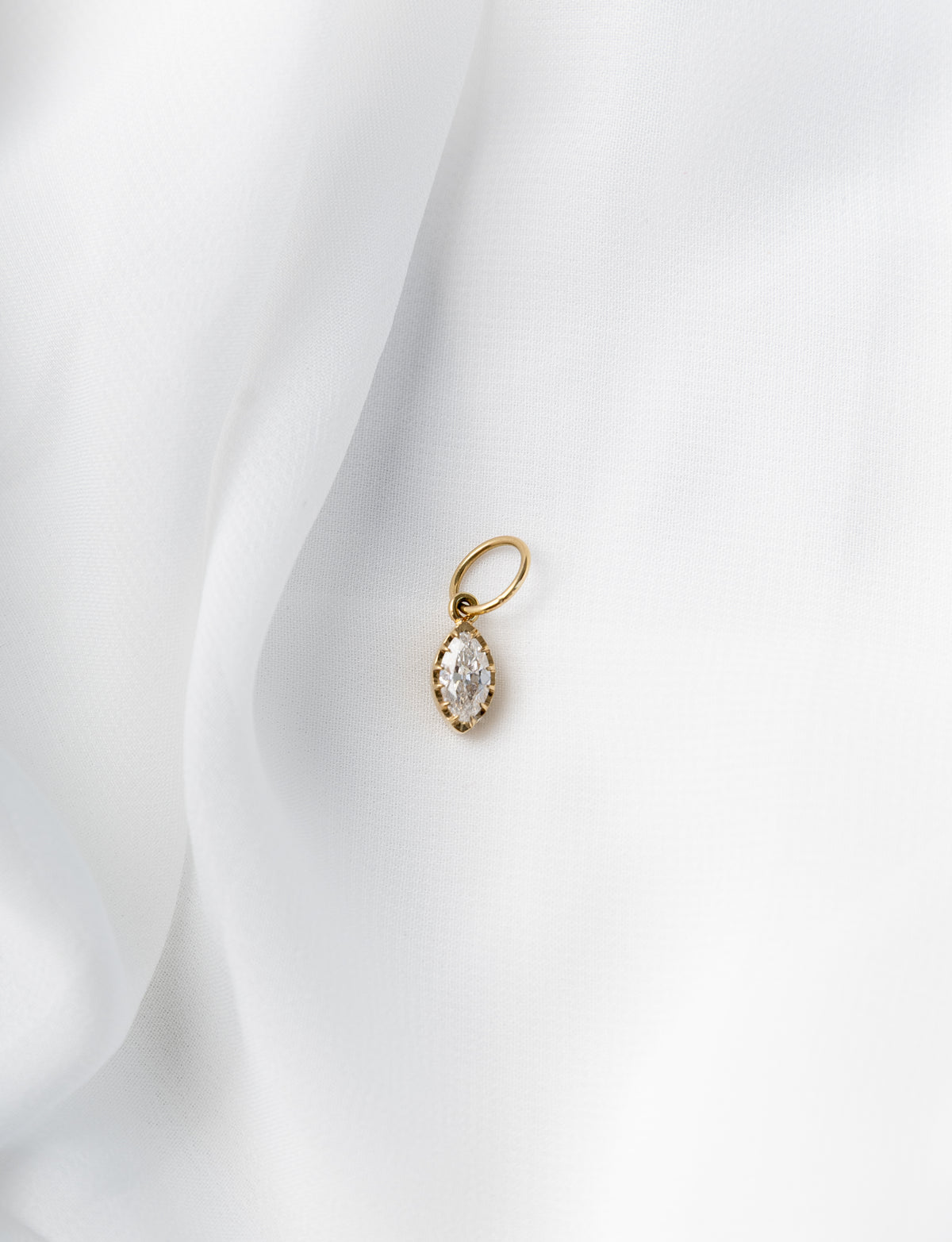 Amour Marquise Diamond Pendant - BONDEYE JEWELRY ®