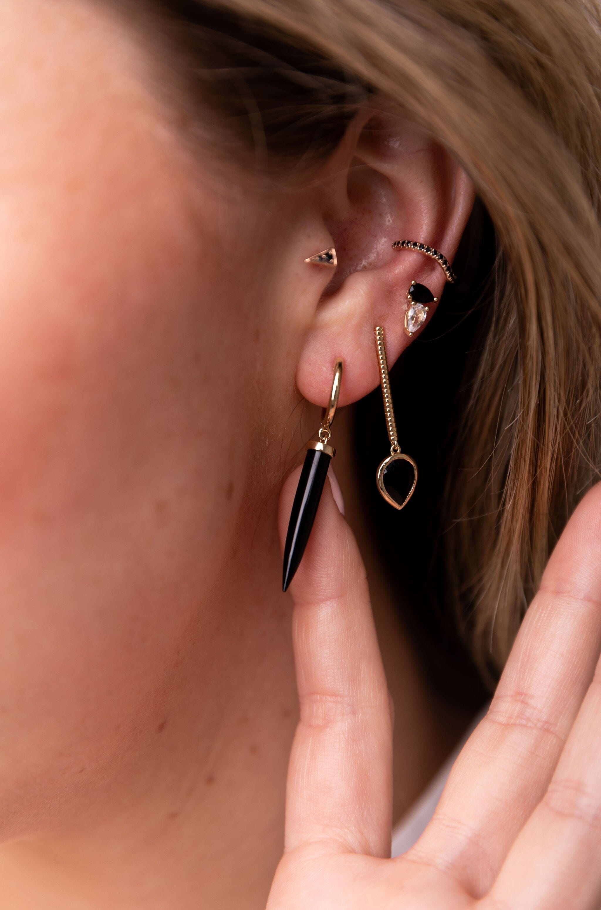 Aphrodite Spike Earrings Solid Gold x Black Spinel earrings - BONDEYE JEWELRY ®