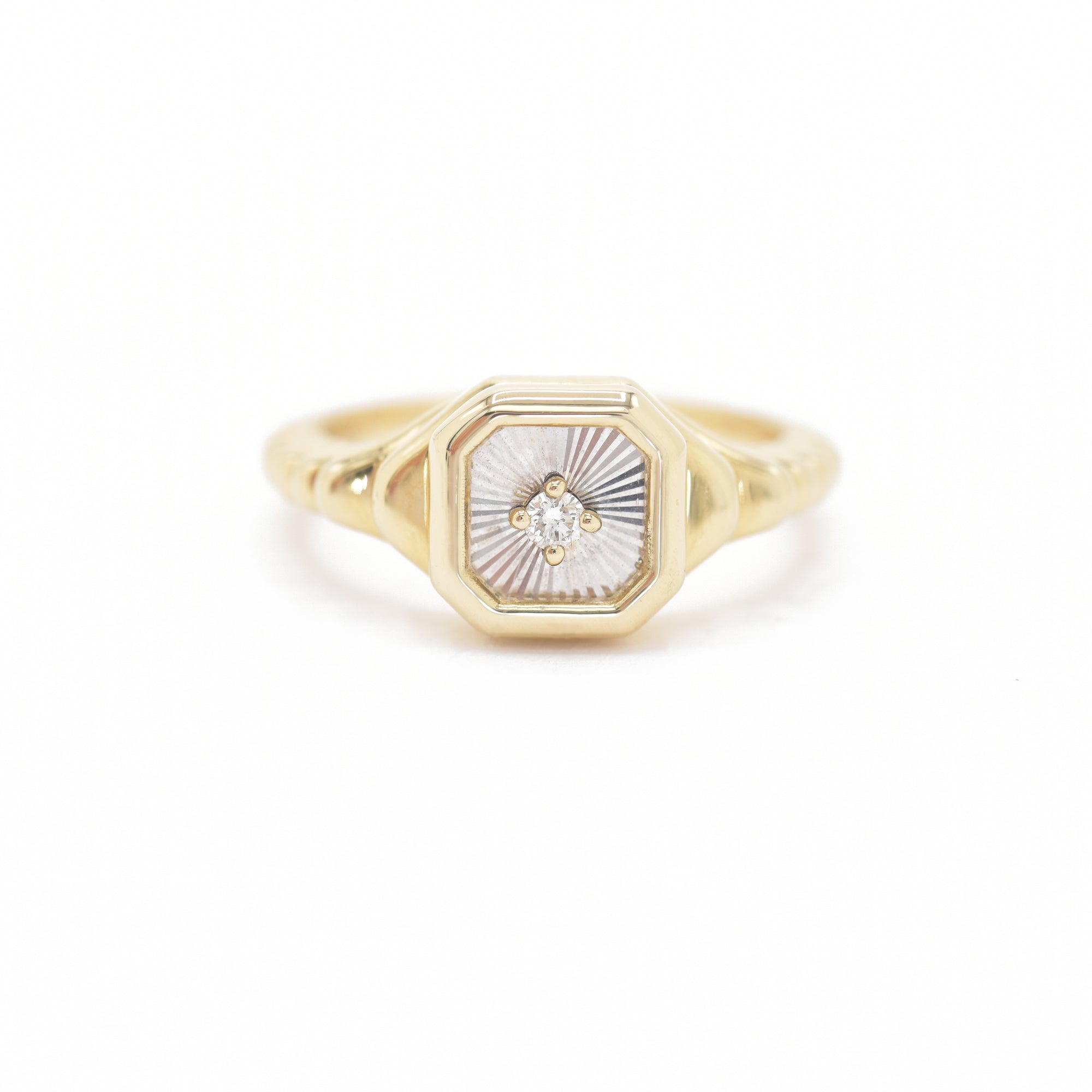 Asscher Signet Ring - BONDEYE JEWELRY ®