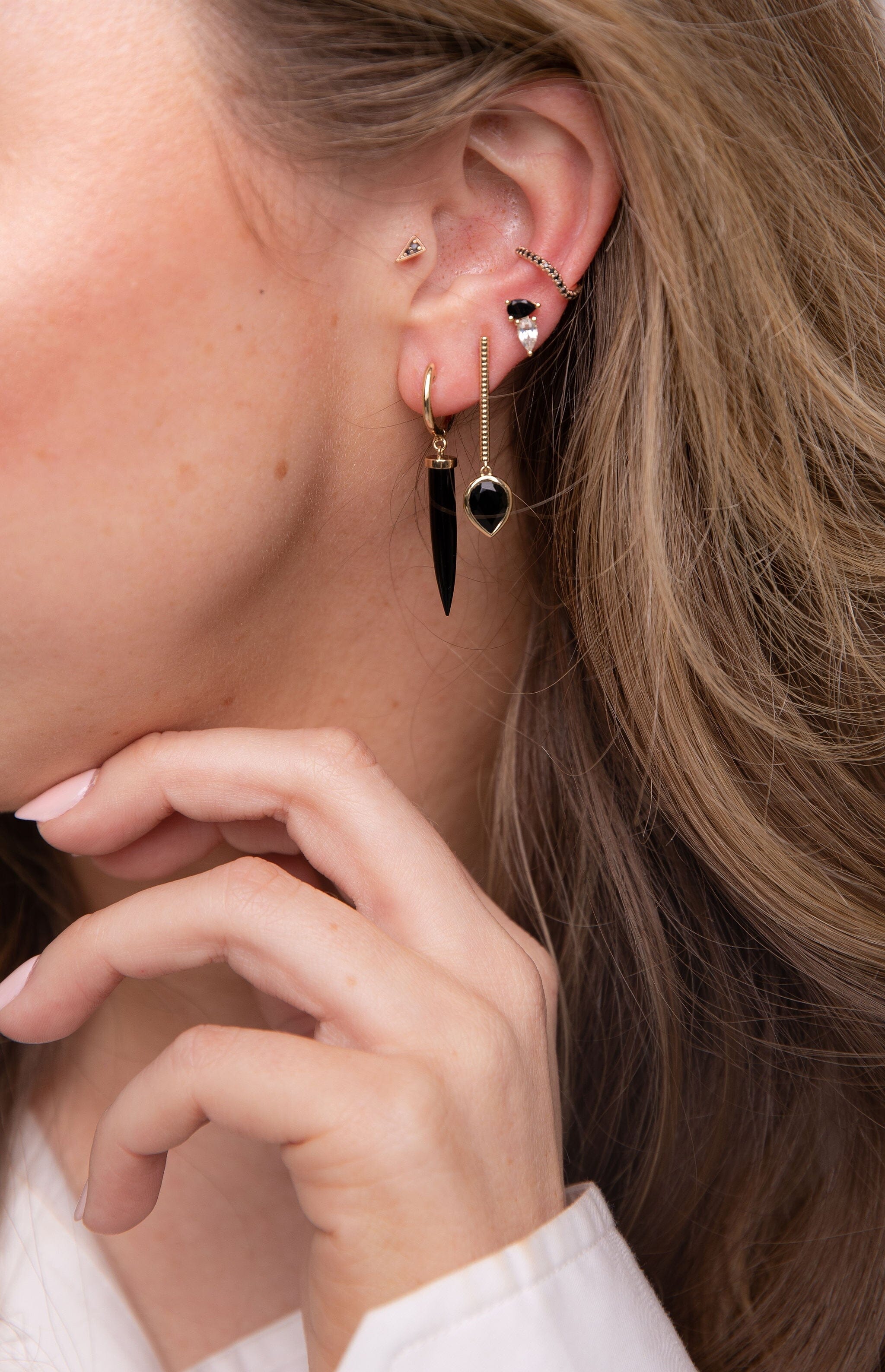 Black Pear Cut Jollie Gold Bar Earrings Earrings - BONDEYE JEWELRY ®