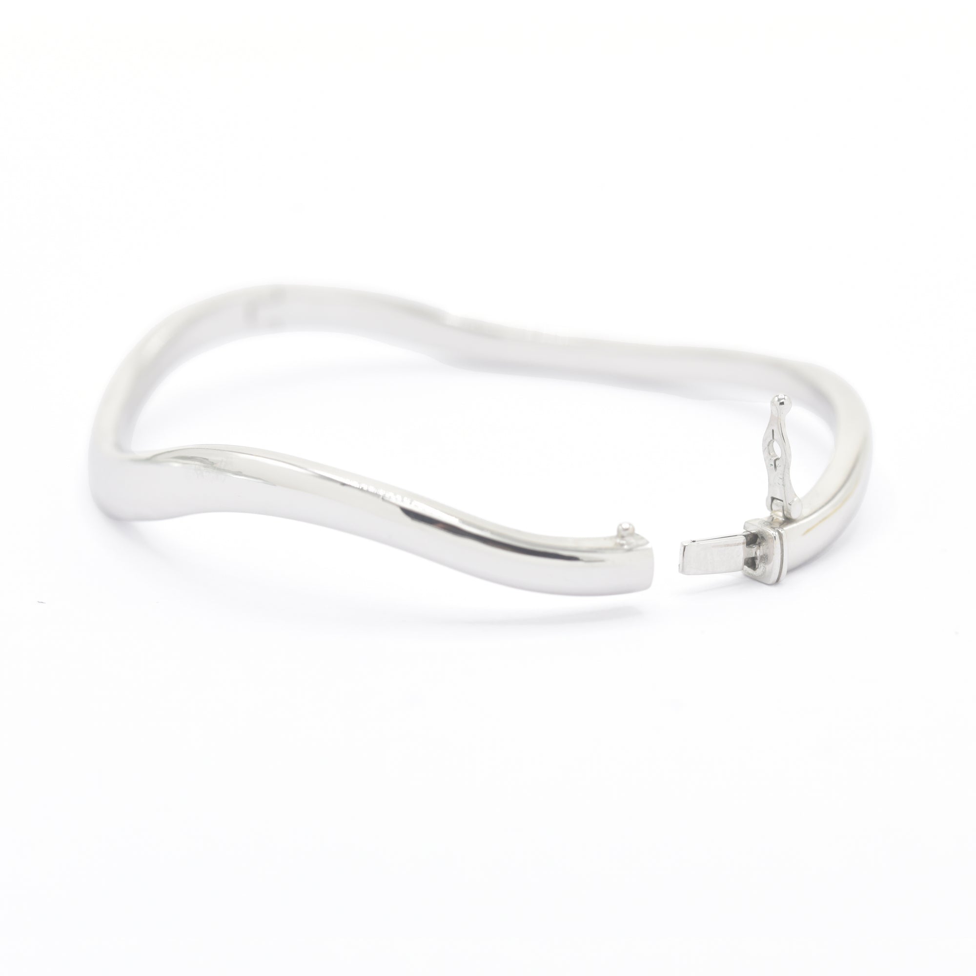 Solid Wave Bangle Bracelet