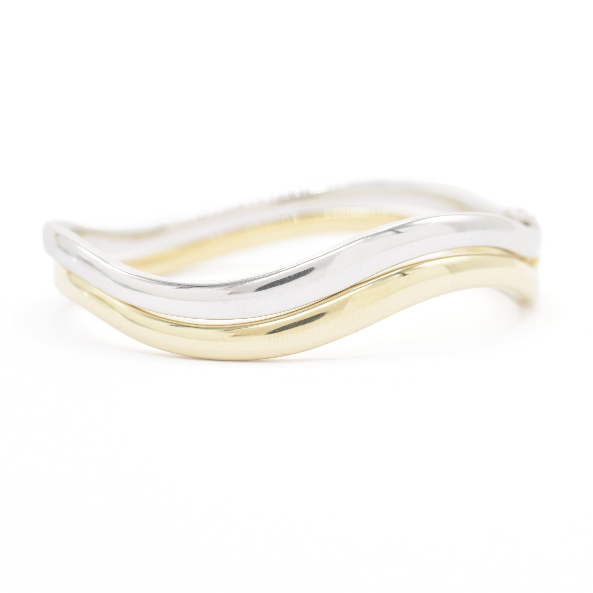 Solid Wave Bangle Bracelet