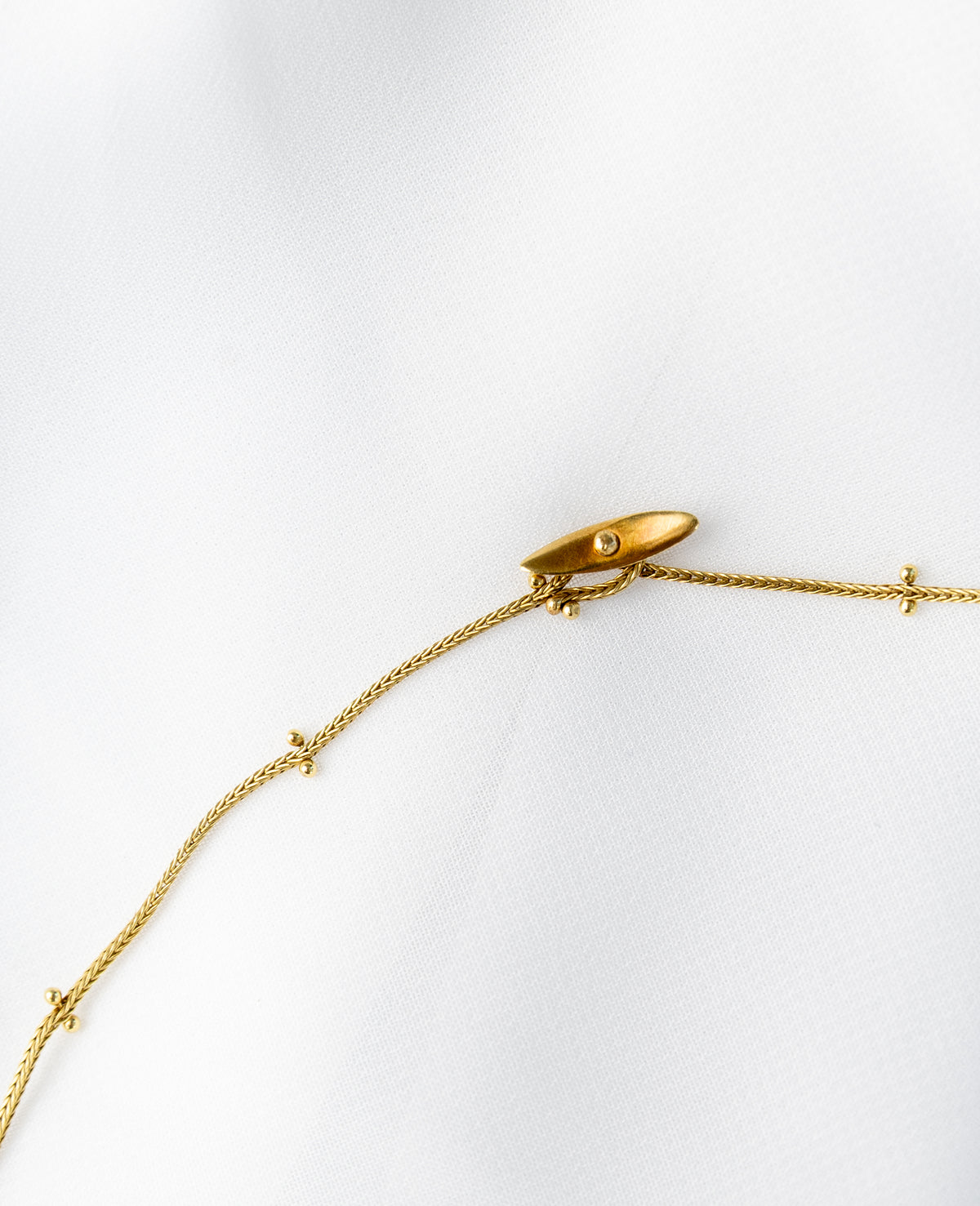 Delicate Royal Pearl Necklace - BONDEYE JEWELRY ®