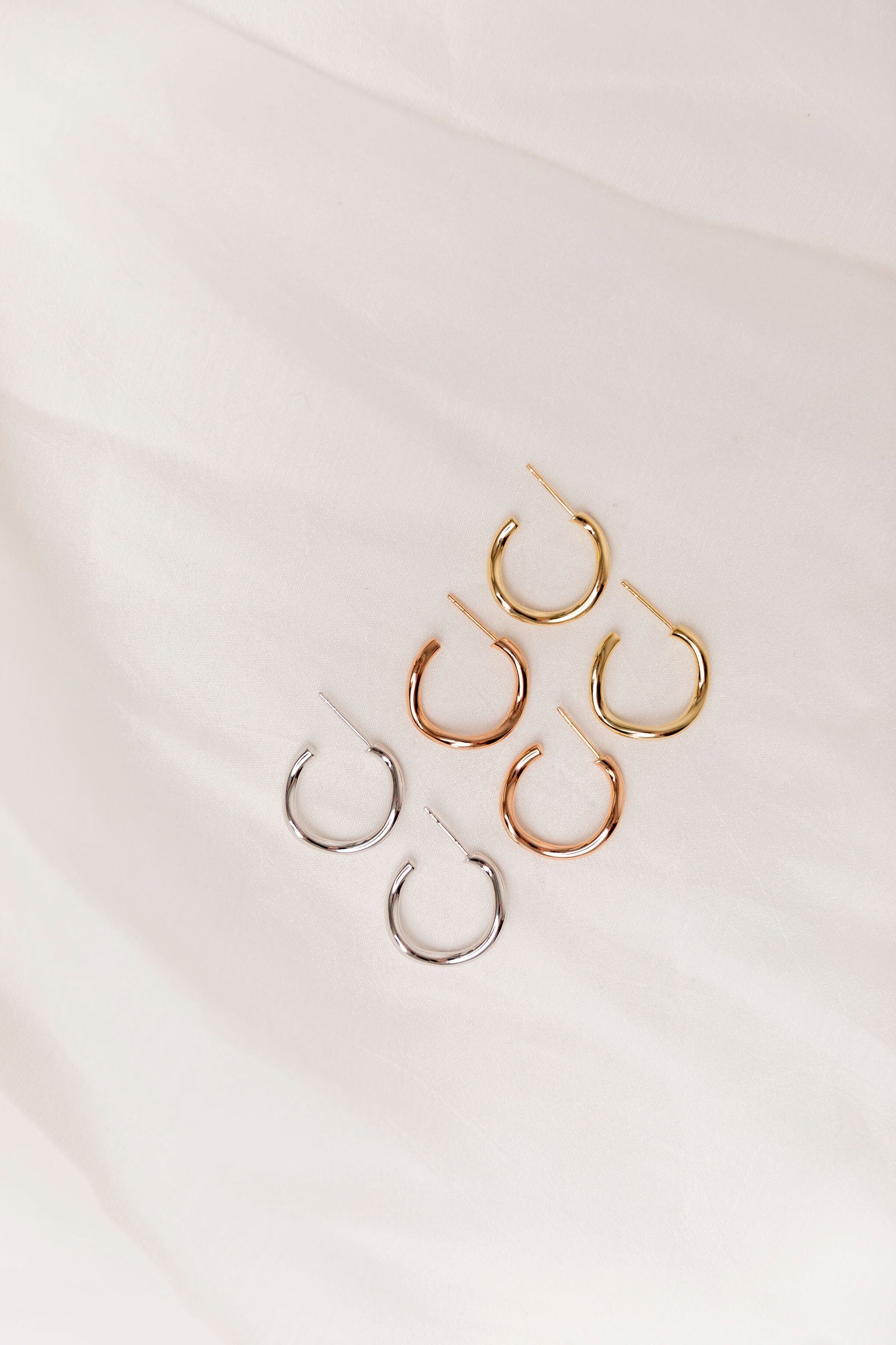 Golden Wave Hoops with Posts Earrings - BONDEYE JEWELRY ®