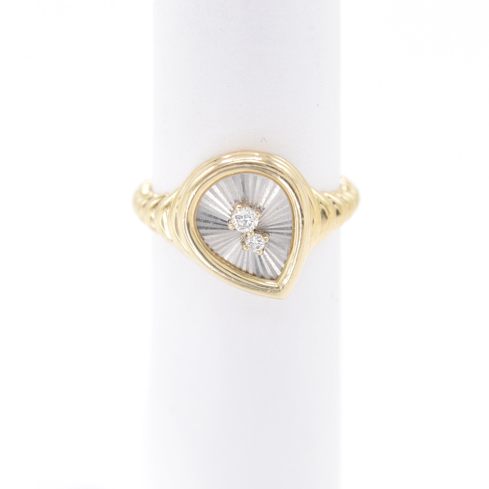 Pear Signet Ring - BONDEYE JEWELRY ®
