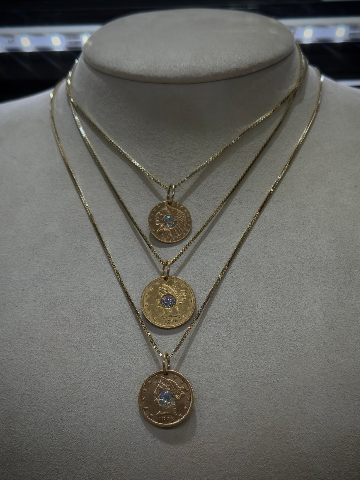 Vintage 22K Gold Coin Pendant
