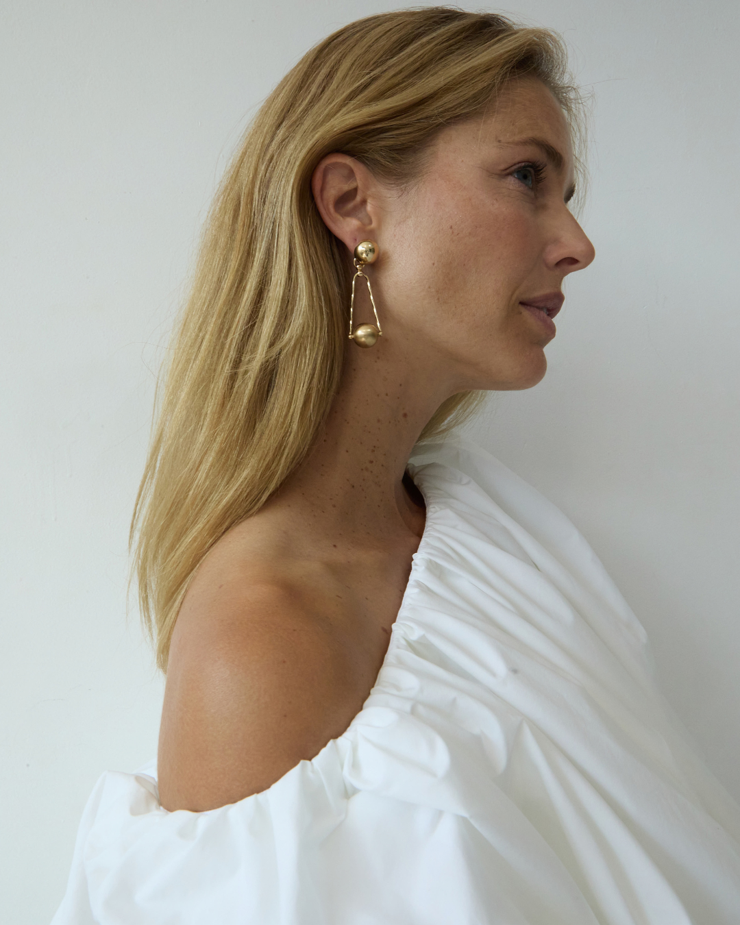 Vintage Gold Ball Drop Earrings - BONDEYE JEWELRY ®