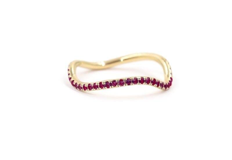 Birthstone Wave Ring Rings BONDEYE JEWELRY ® 4 Yellow Gold January - Garnet