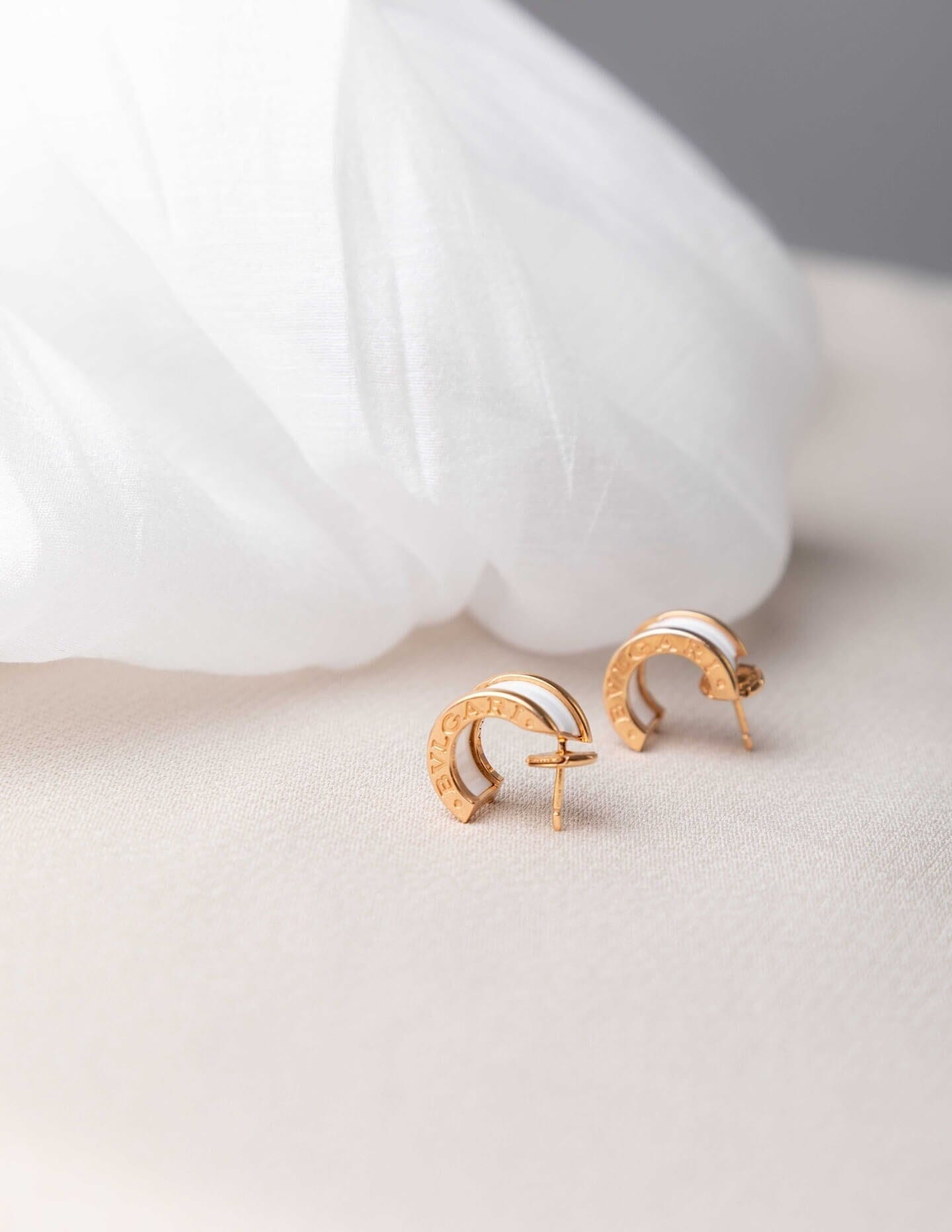 BVLGARI Signature Hoops BONDEYE JEWELRY ® 