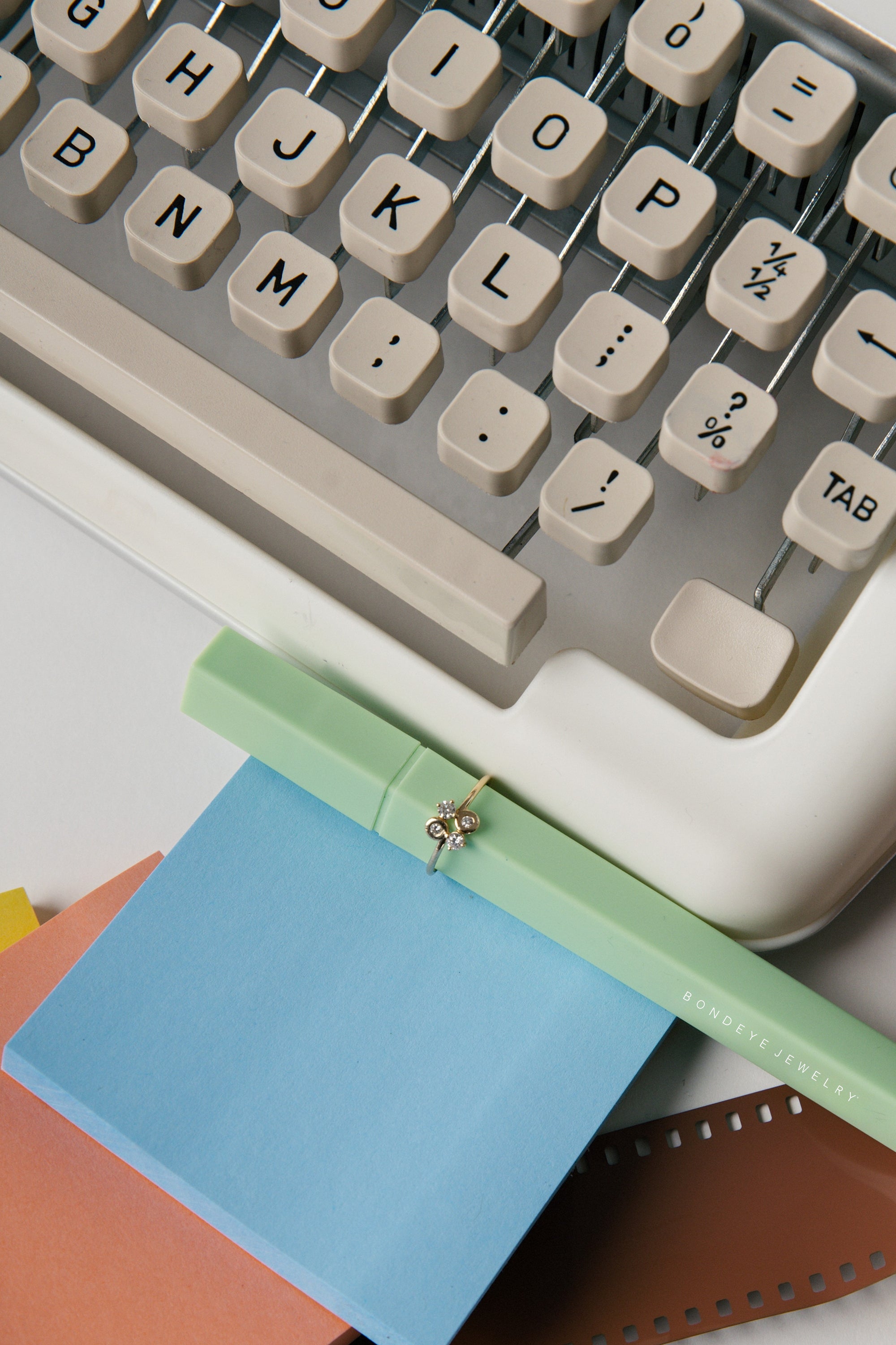 Quartet Pinky Ring - BONDEYE JEWELRY ®