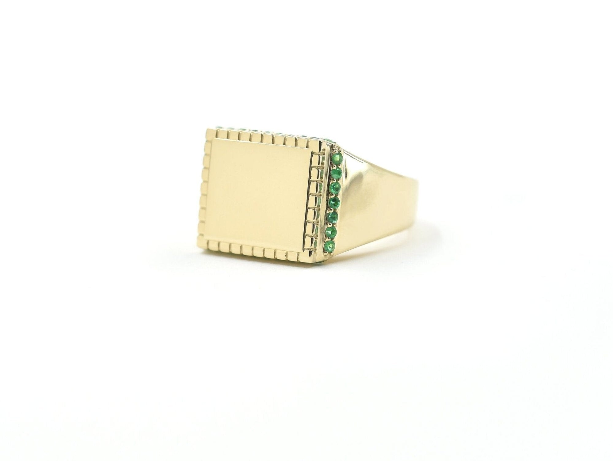 Queenie Emerald Square Signet Rings BONDEYE JEWELRY ® Yellow Gold 2.5 