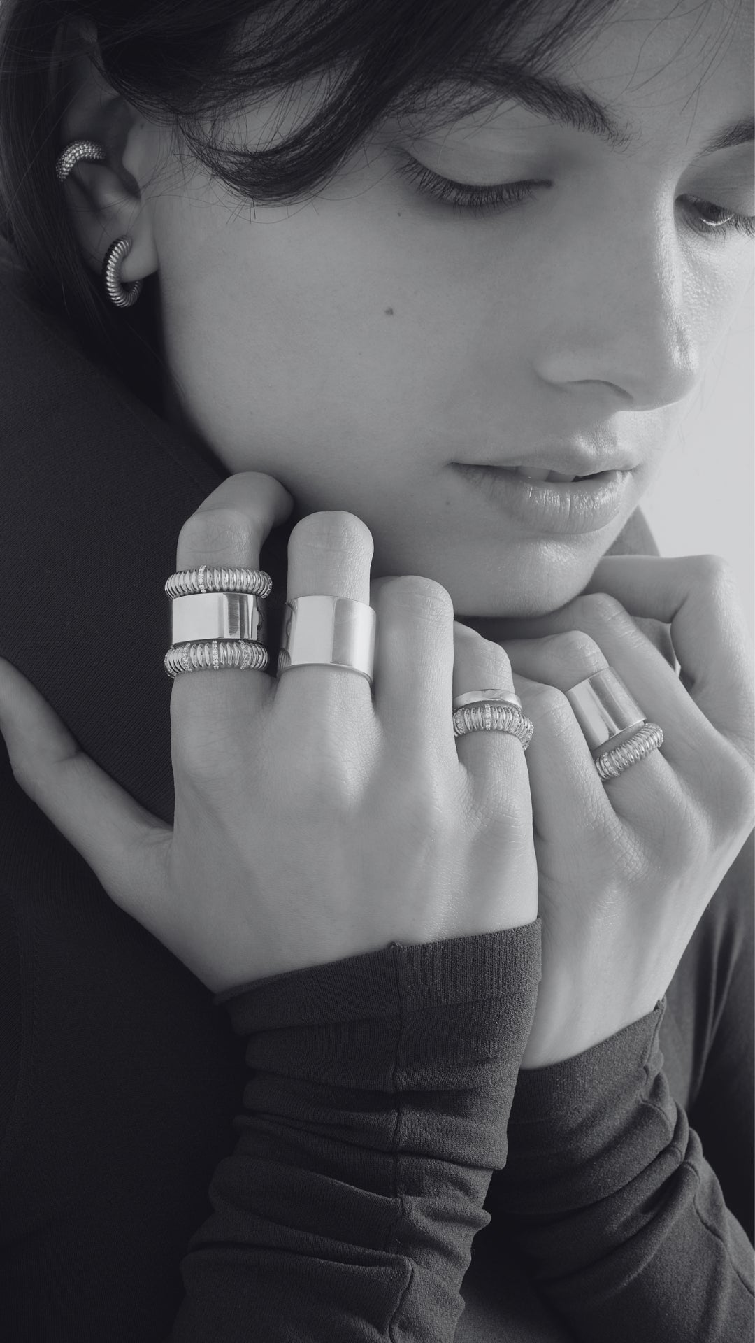 Sleek Solid Gold Milani Band - BONDEYE JEWELRY ®