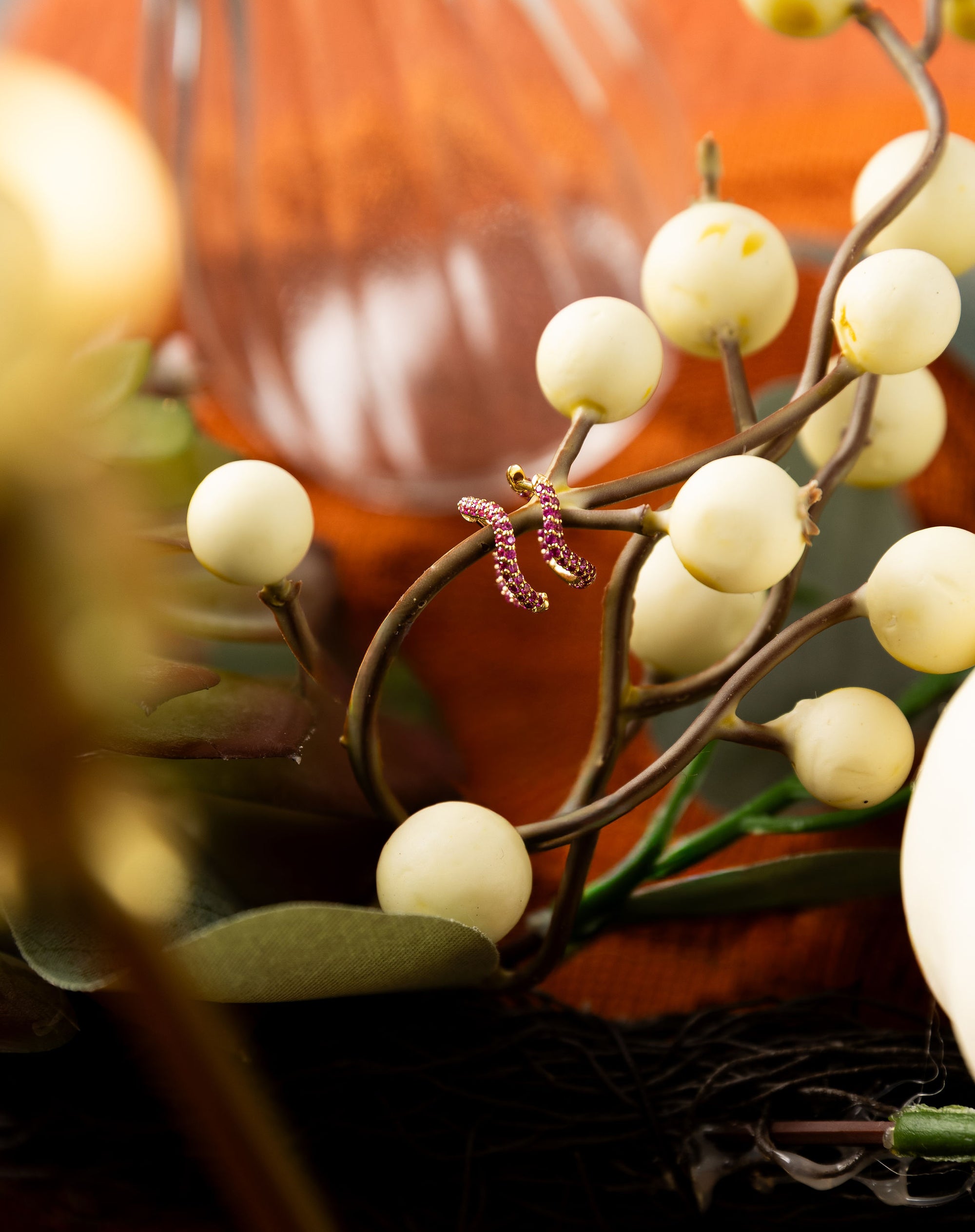 Small hinged wave hoops, Full Pavé