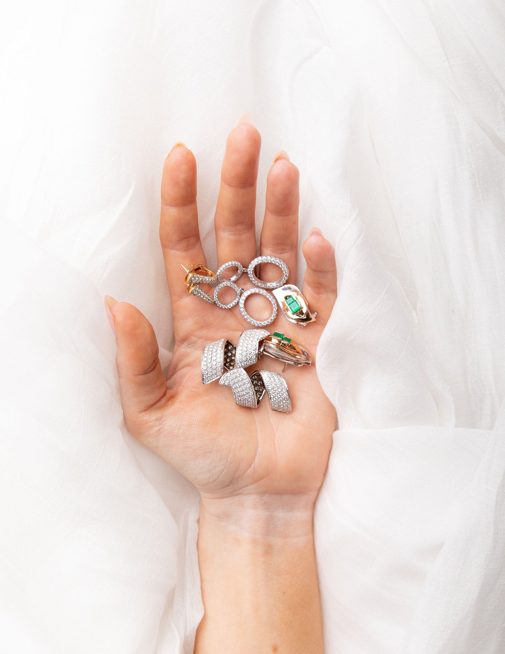 Toi et Moi Emerald Earrings BONDEYE JEWELRY ® 