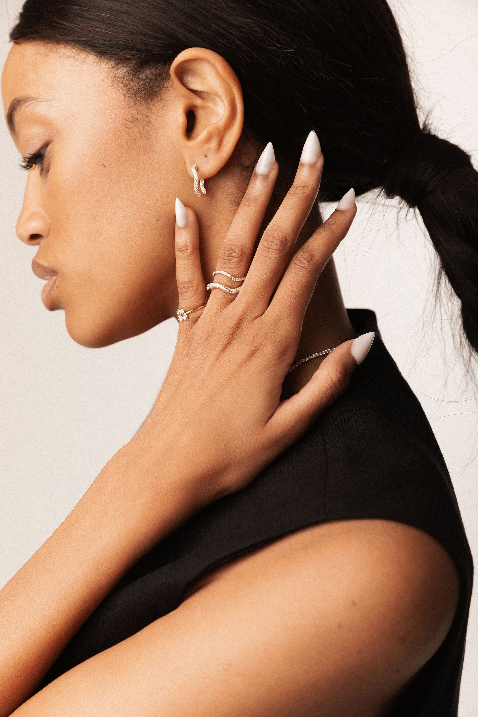 White Diamond Popie Ring - BONDEYE JEWELRY ®