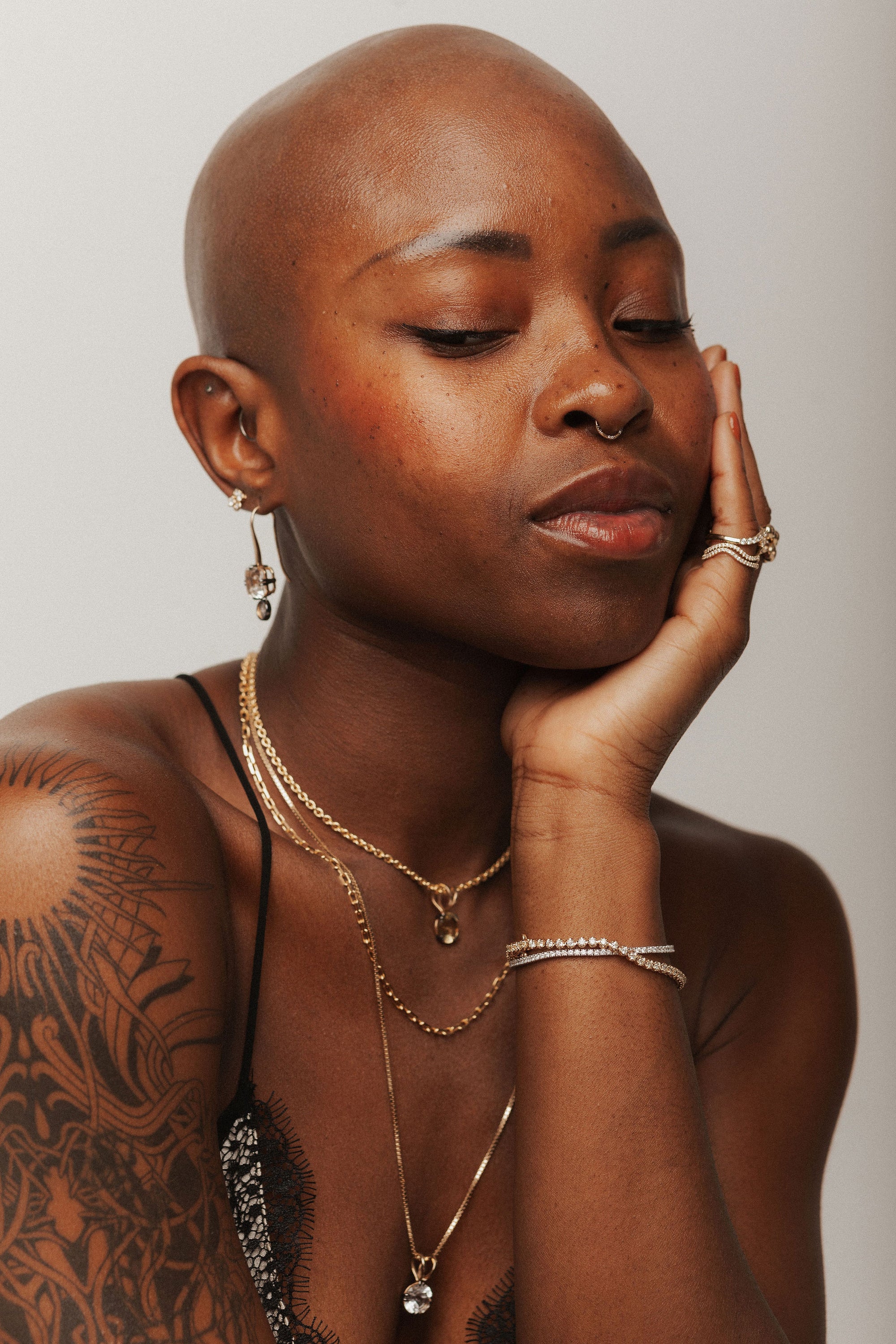 White Diamond Wave Ring - BONDEYE JEWELRY ®