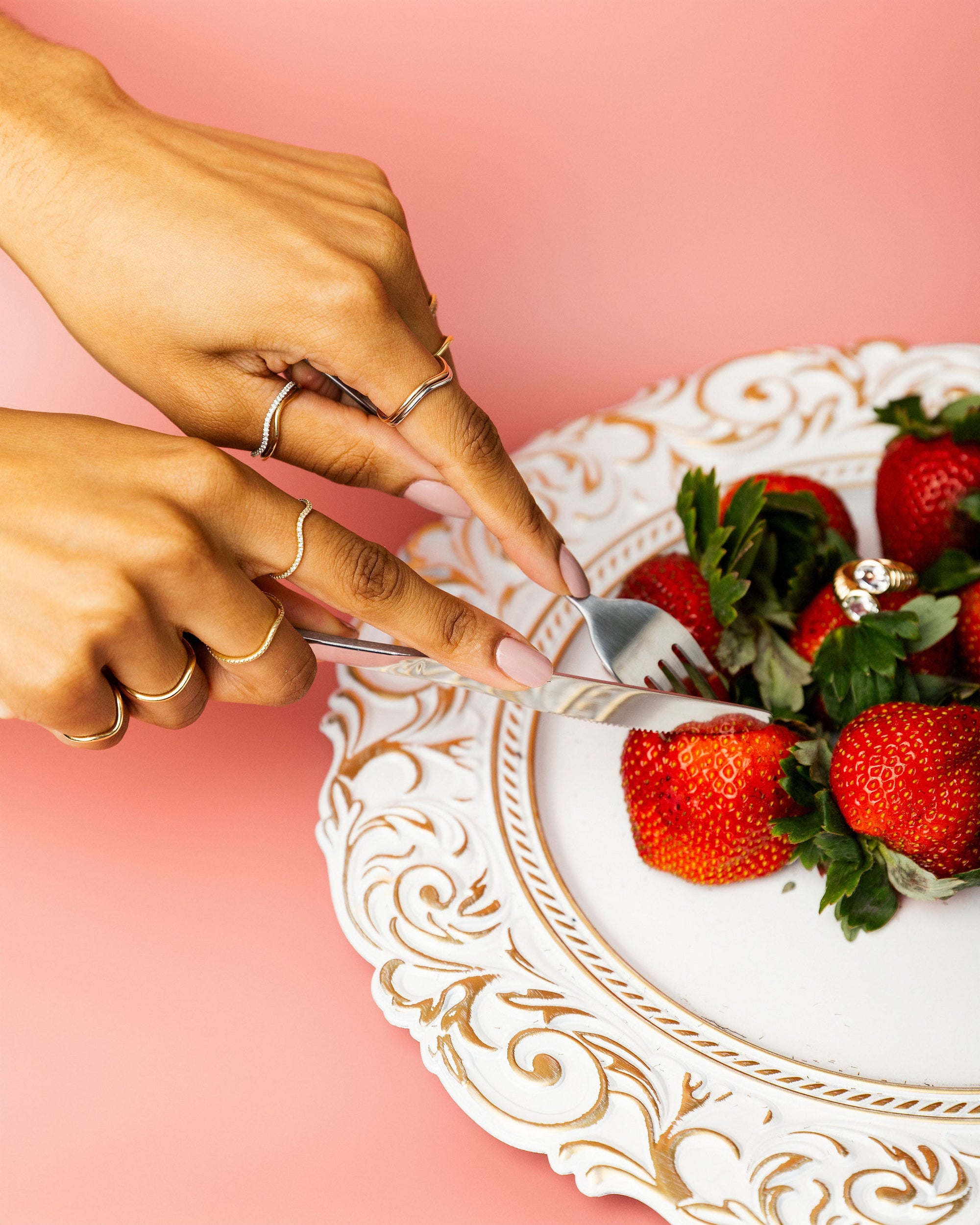 White Diamond Wave Ring - BONDEYE JEWELRY ®