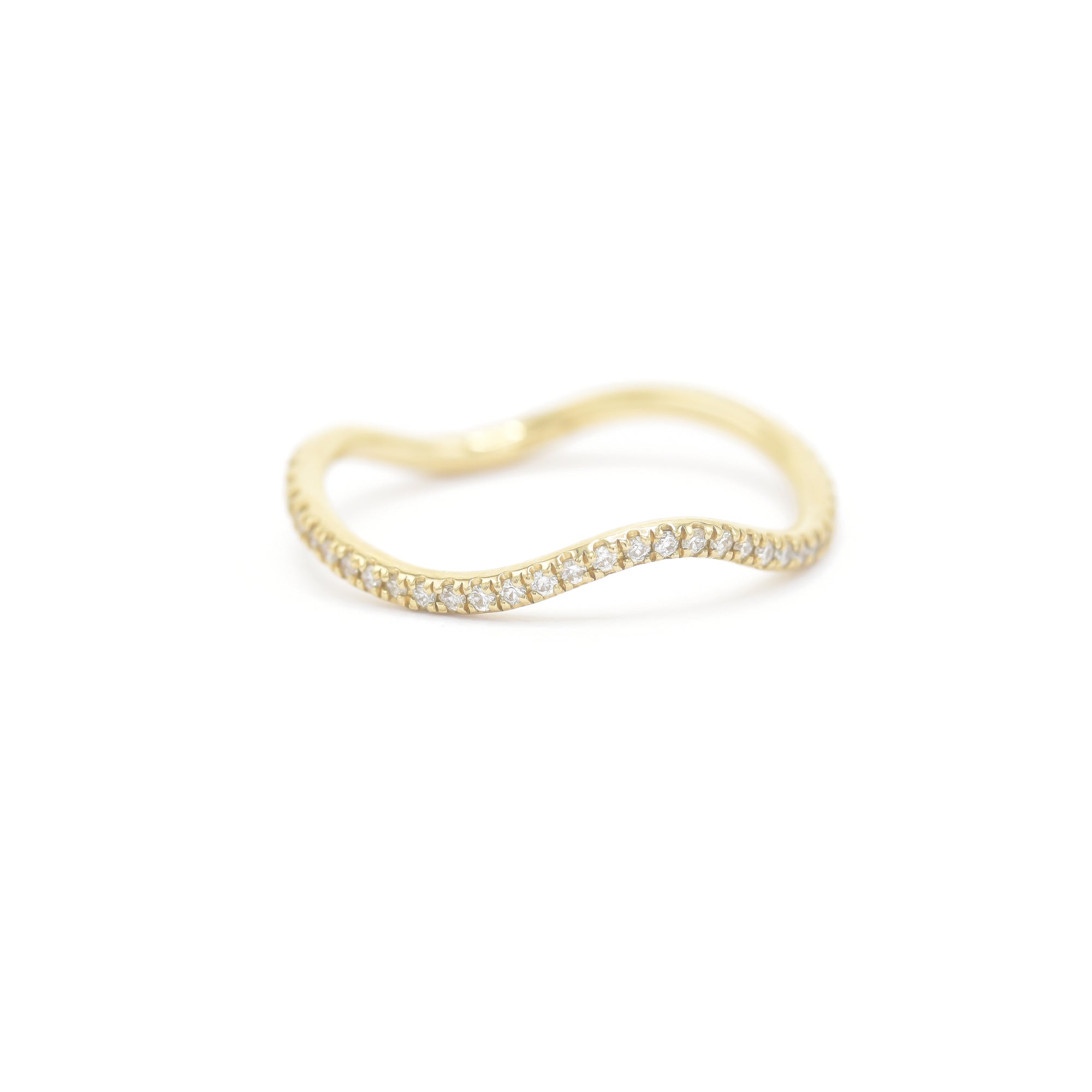 White Diamond Wave Ring - BONDEYE JEWELRY ®