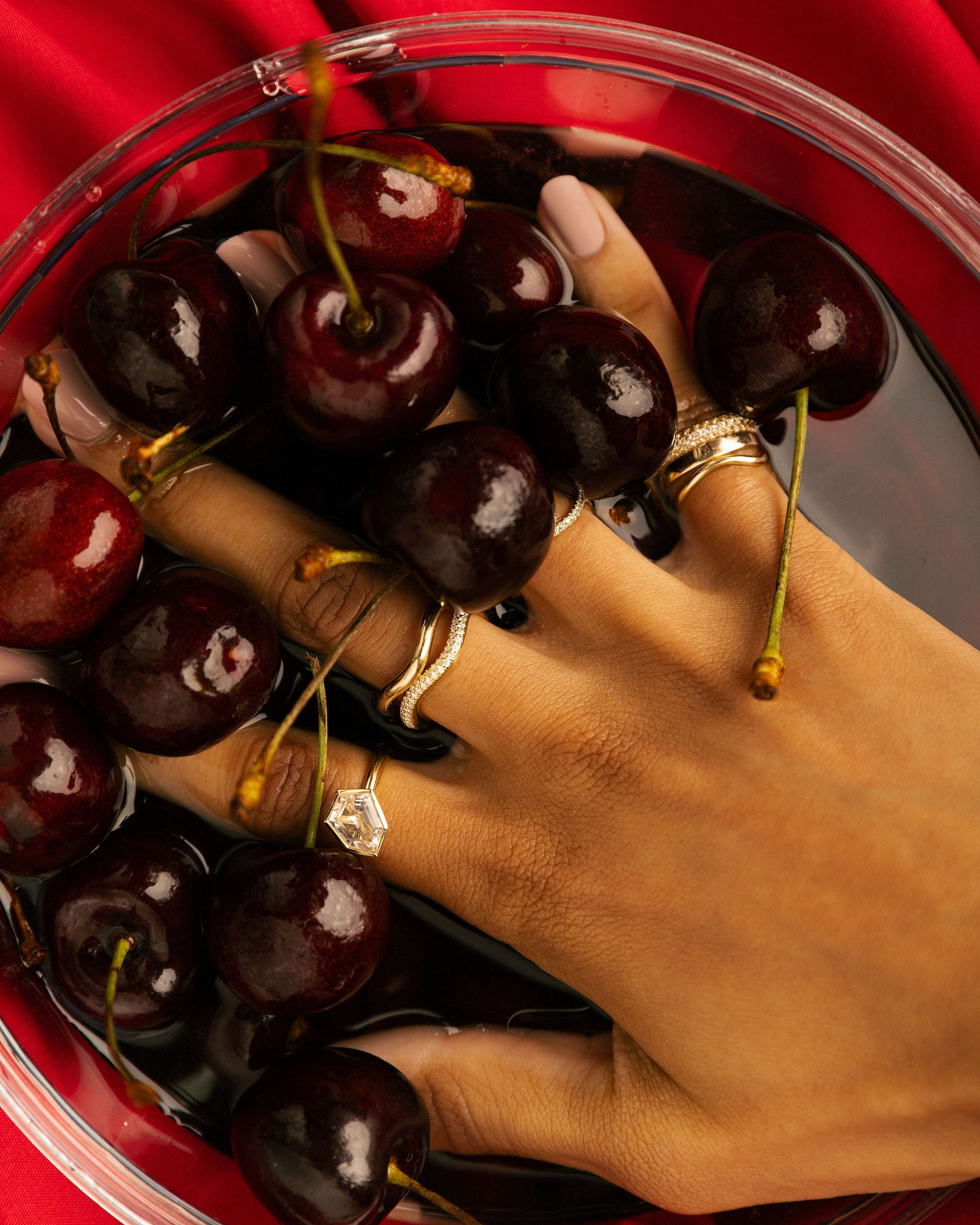 White Topaz Shield Jollie Ring - BONDEYE JEWELRY ®